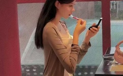 学长让在我坐在巨大上写作业